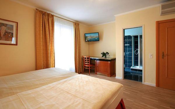 Hotel Garni Golf Ascona Exterior photo
