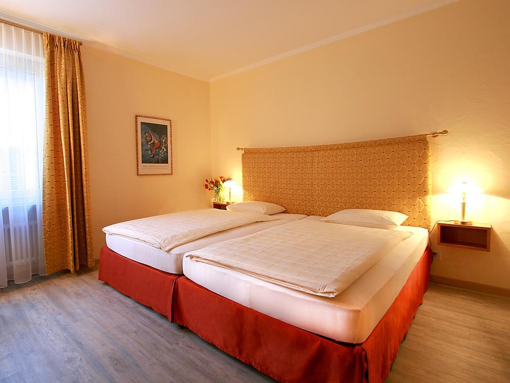 Hotel Garni Golf Ascona Exterior photo