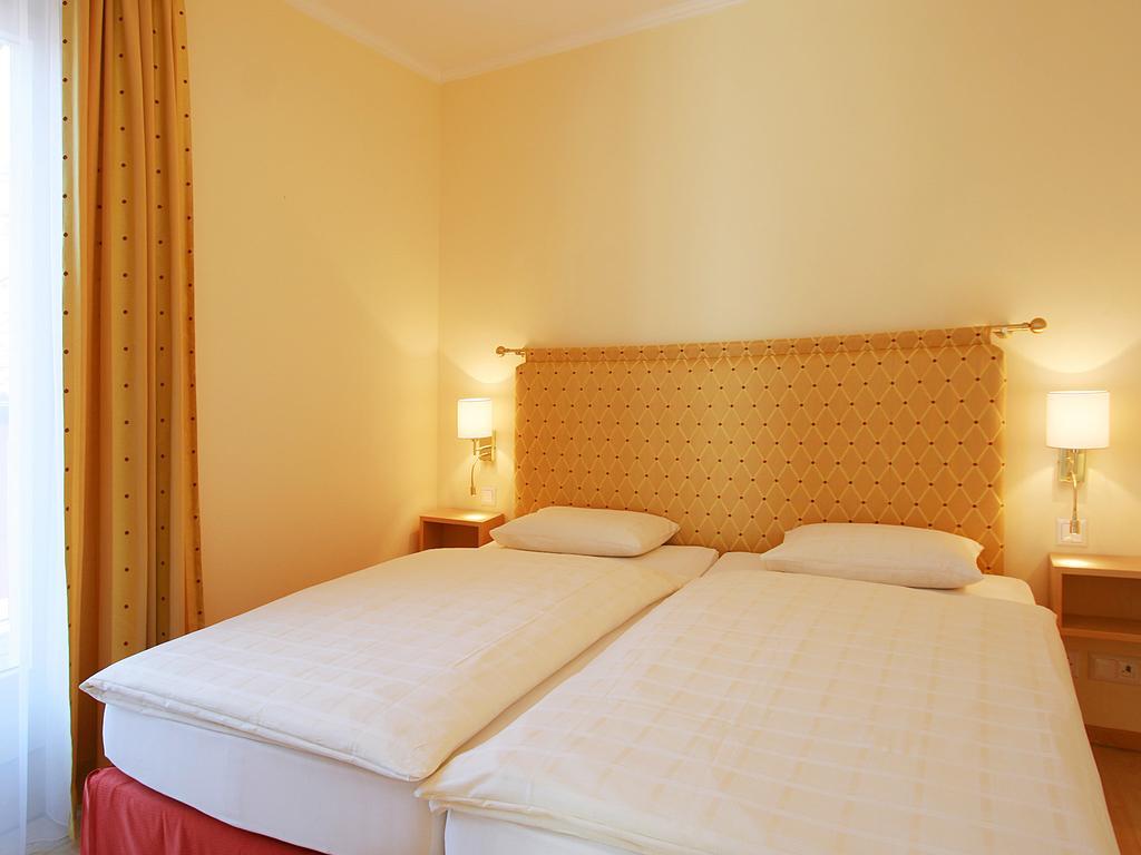 Hotel Garni Golf Ascona Exterior photo