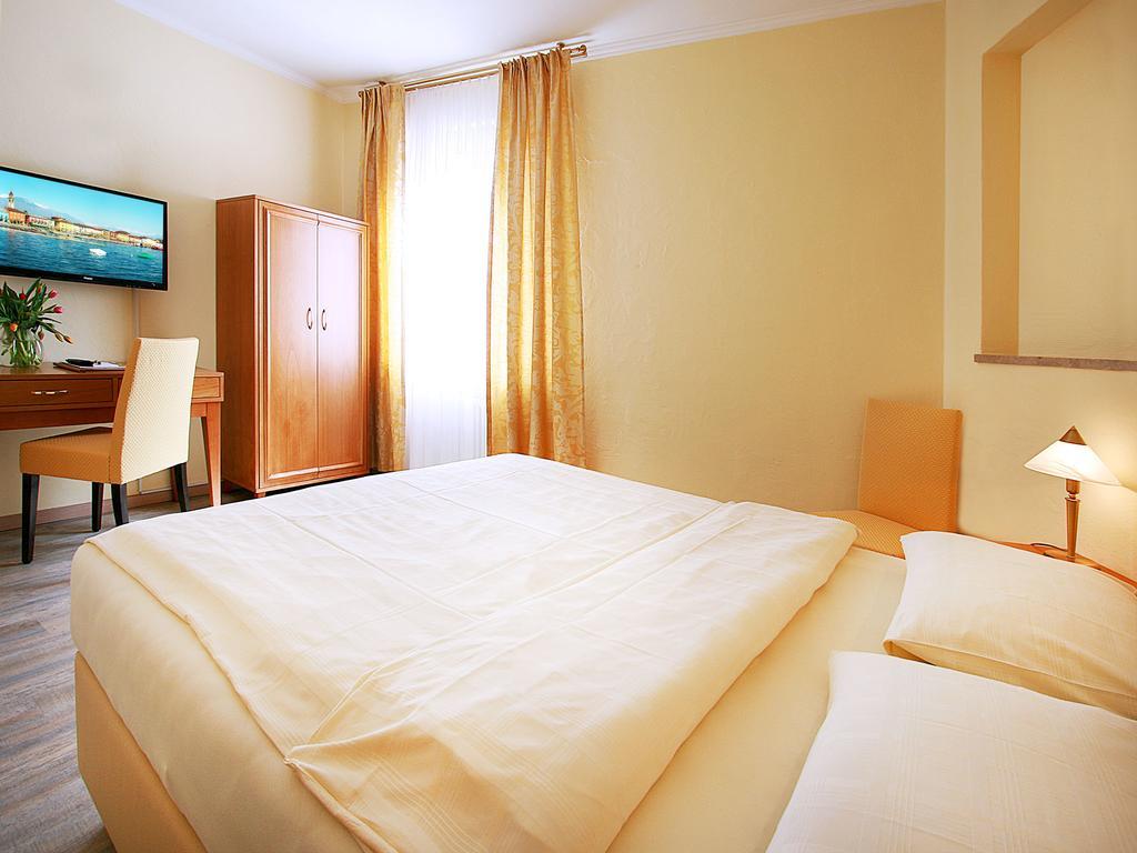 Hotel Garni Golf Ascona Exterior photo