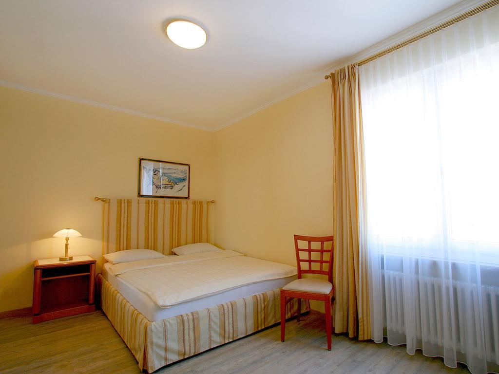 Hotel Garni Golf Ascona Exterior photo